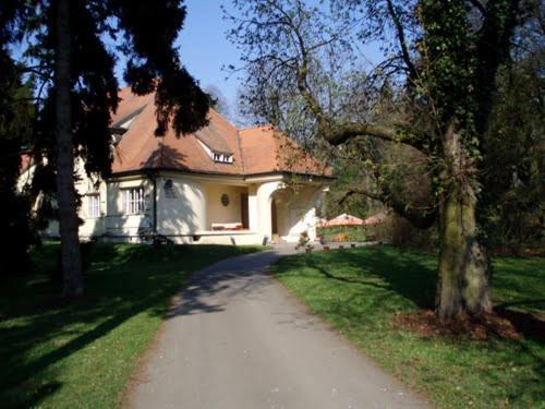 Vila Haj Usov Exterior photo